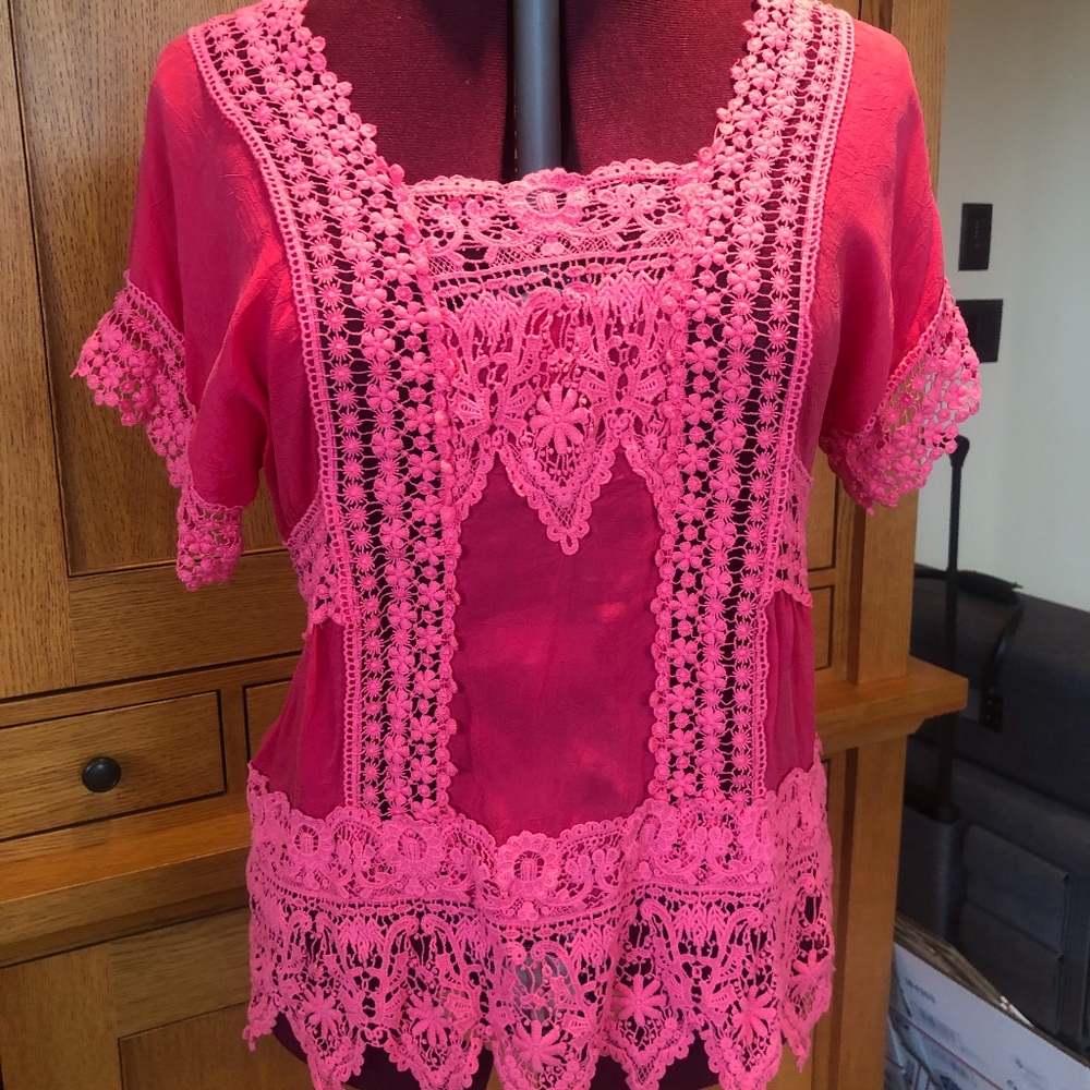 Johnny Was Blouse NWT Pink Small